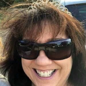 Meet your Posher, Marla l